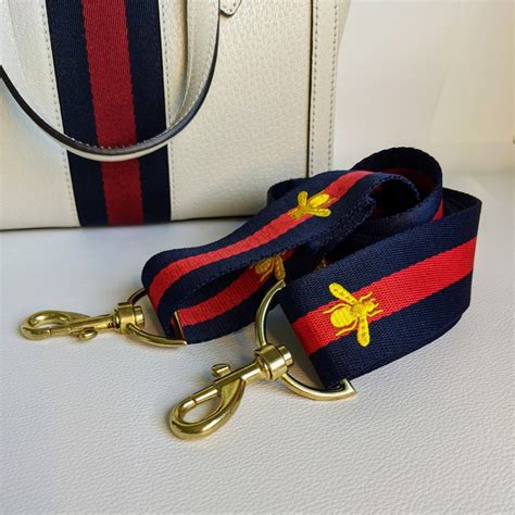 blue gucci purse strap